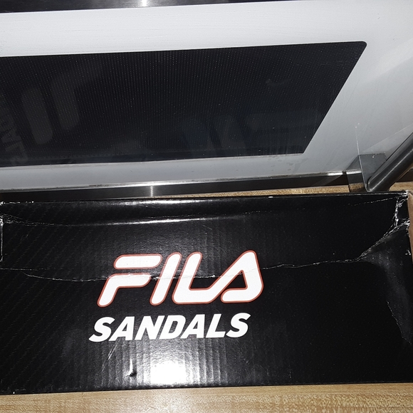 Fila women's sleek slide sandals - Picture 9 of 14